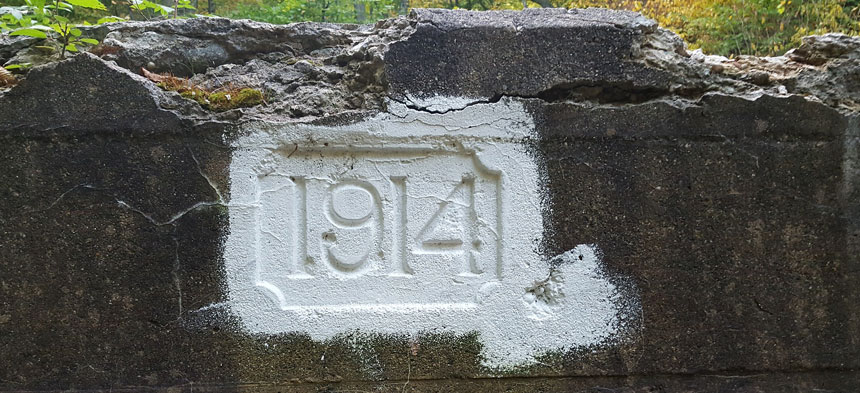 Ein Grab mit der Inschrift 1914