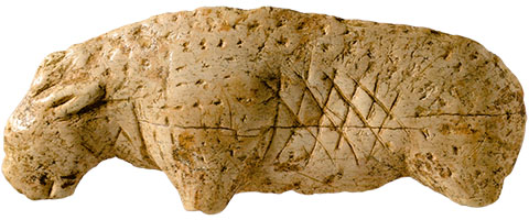 Löwenfigur aus der Vogelherdhöhle, Ausgrabung 1931 (Länge 8,8 cm).