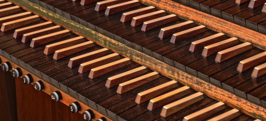 Tasten einer Orgel