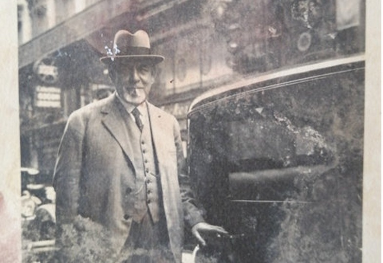 Ibrahim Elias Géjou in Paris, ca. 1920.