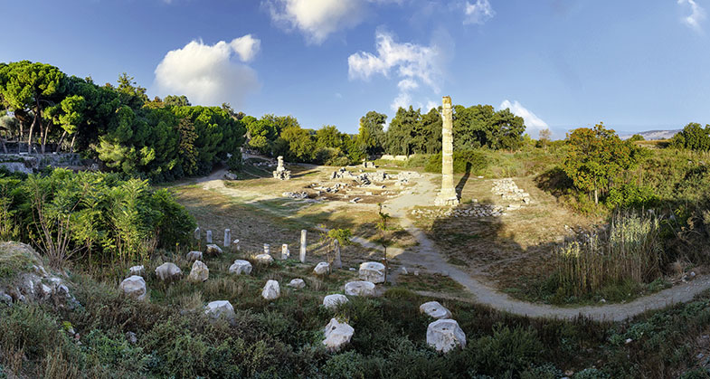 Abb. 2 Artemision von Ephesos. Reste des ehemaligen Weltwundertempels.