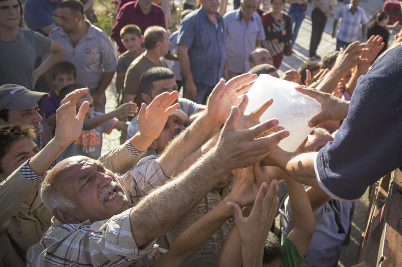 Irak, Sommer 2014: Hilfe für Vertriebene an der Mar-Tshmony-Kirche