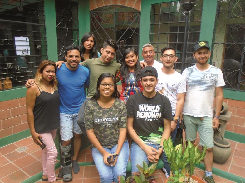 Glücklich und mit vielfältigen Eindrücken beschenkt sind diese lateinamerikanischen Freiwilligen von ihrem Einsatz in Deutschland zurückgekehrt.