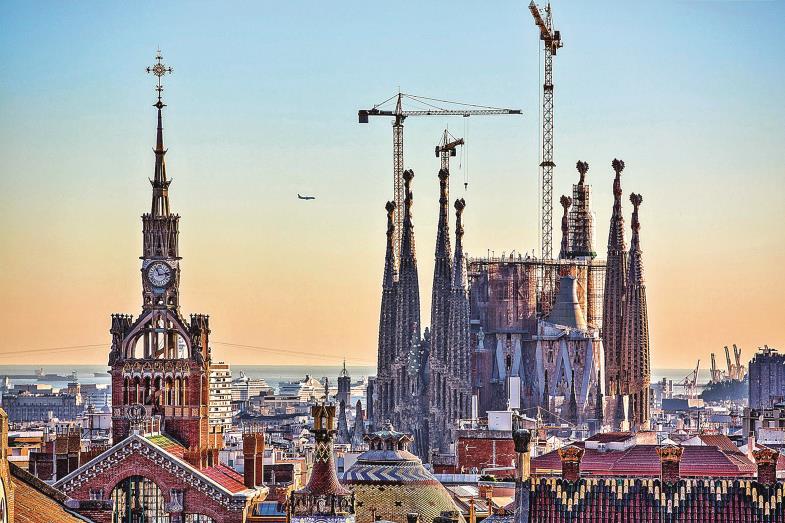 Ohne Kräne hat die Sagrada Familia noch keiner gesehen. Nach mehr als 140 Jahren könnte Barcelonas berühmtester Bau nun aber bald vollendet sein.