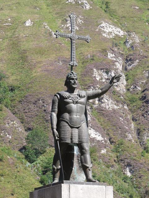 Pelayo-Statue in Covadonga