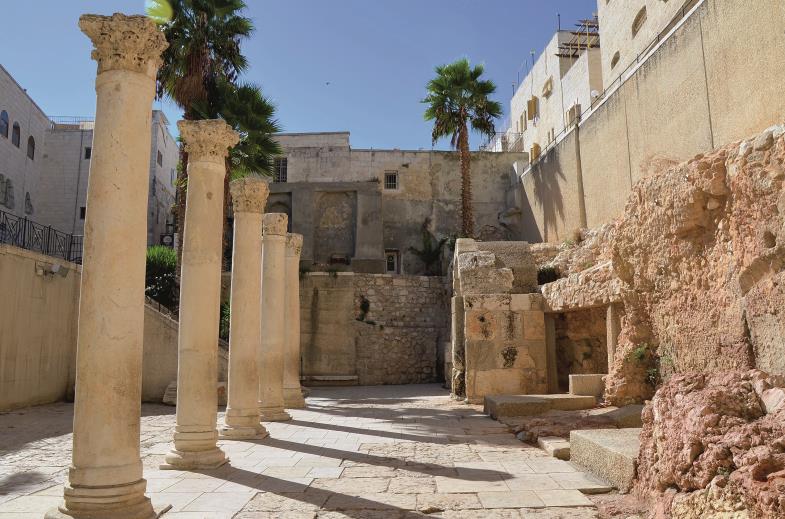 Eine Stadt zu Ehren des römischen Gottes Jupiter: Rekonstruierte Reste der Colonia Aelia Capitolina in Jerusalem.