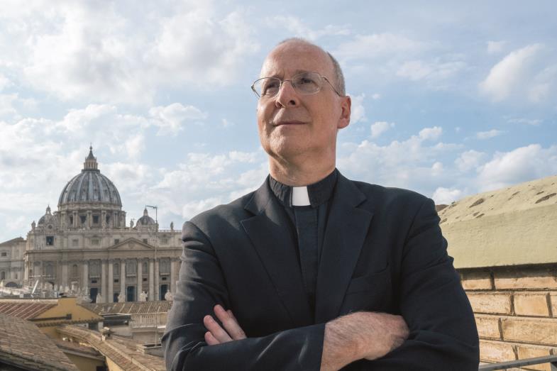 Im Einsatz für eine Kirche ohne Hass: James Martin SJ (Foto: Francesco Pistilli/KNA)