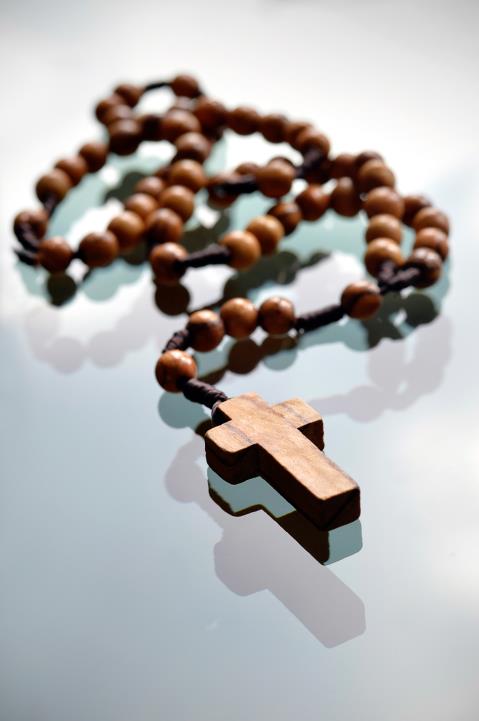 Jede Perle ein Gebet. (Foto: Corinne Simon/KNA)