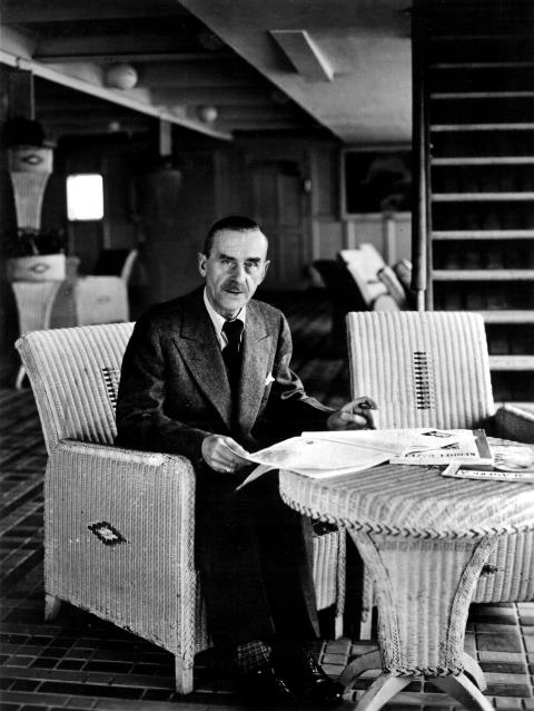 Thomas Mann 1947 in den USA (Foto: PA/dpa)