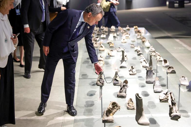 In ihren Schuhen ... Massaker von Srebrenica