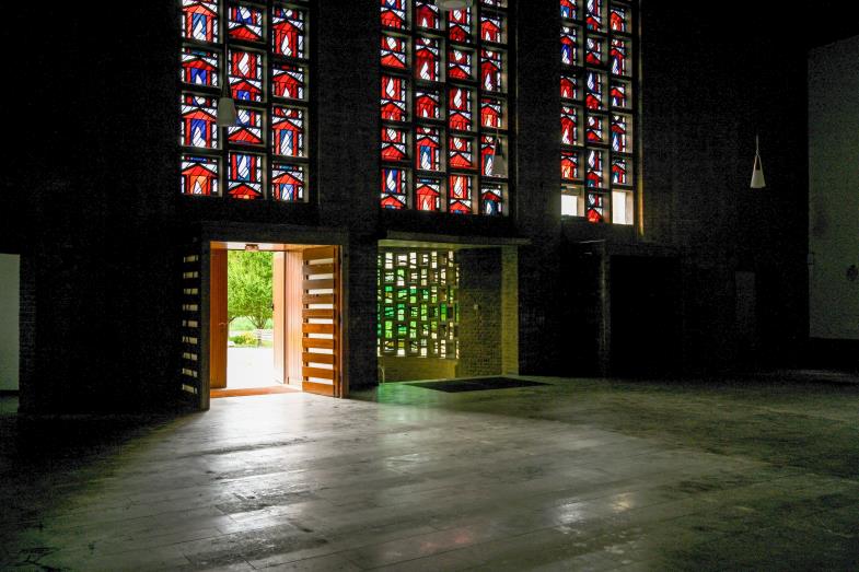 Begrüßung : Einstimmung zum Thema &quot;Die Zukunft der Kirchengebäude&quot;