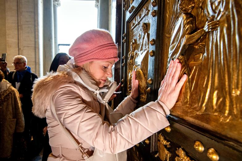 Symbol unserer Erlösung: Fünf Heilige Pforten In Rom