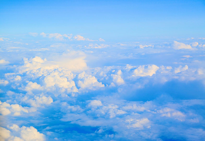 Algorithmen belagern den Himmel: Claudia Paganinis «Neuer Gott» soll den alten ersetzen