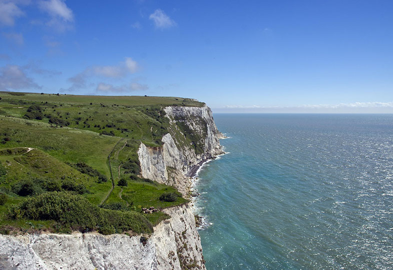 «Der Trauer ewige Note»: Zu Matthew Arnolds «Dover Beach» und seiner Übersetzung