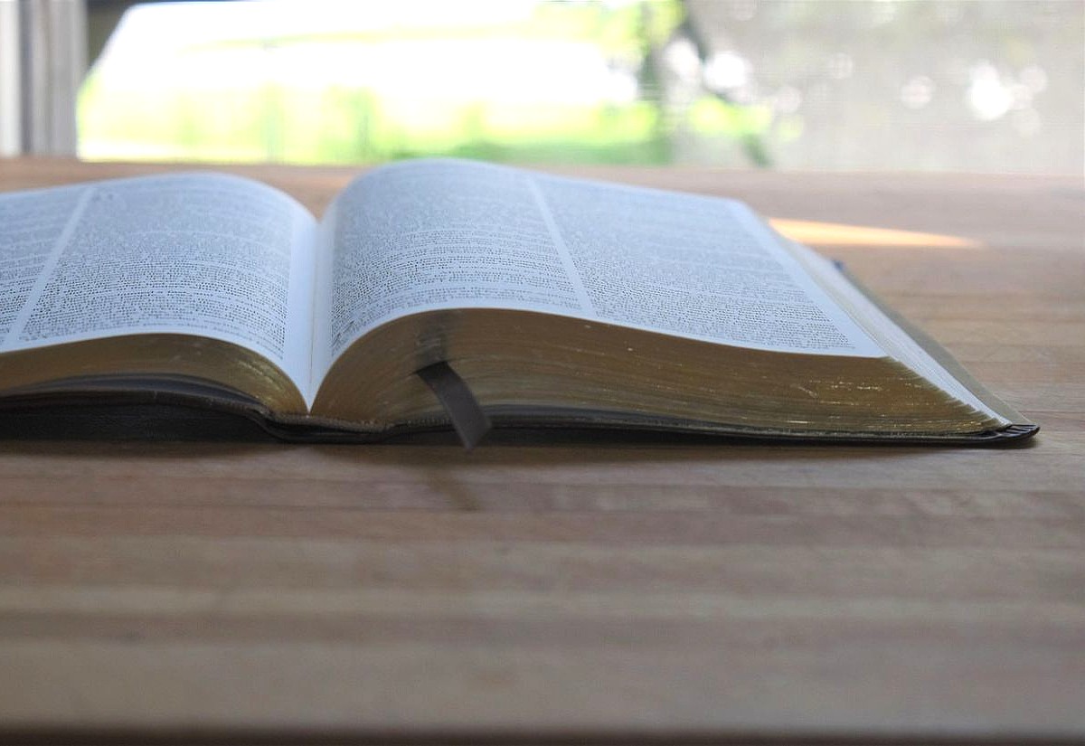 Aufgeschlagene Bibel