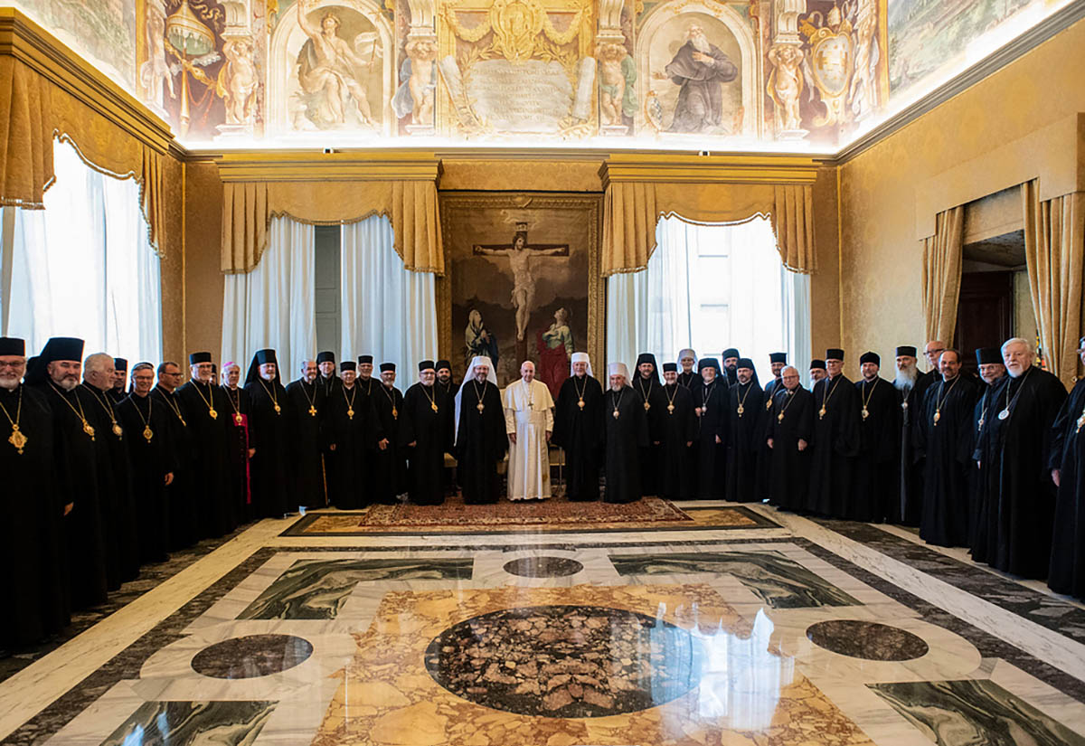 Papst Franziskus bei einem Treffen mit der Synode der griechisch-katholischen Kirche der Ukraine am 2. September 2019 im Vatikan.