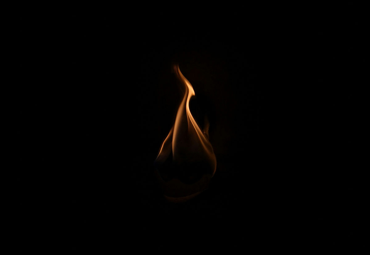 Feuer in der Dunkelheit: Der katholische Musiker Matt Maher macht geistliche Trockenheit zum Thema