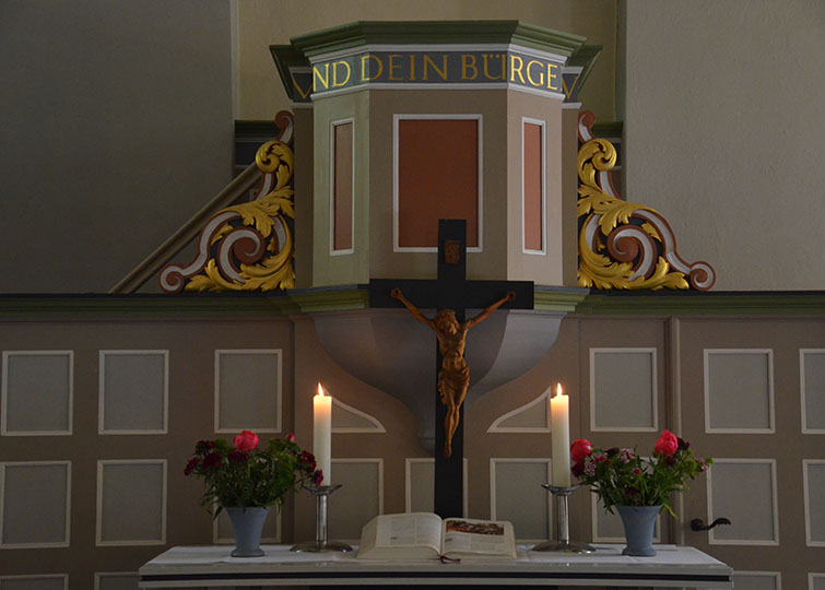 Kanzelaltar in der Dorfkirche Müggelheim, Berlin