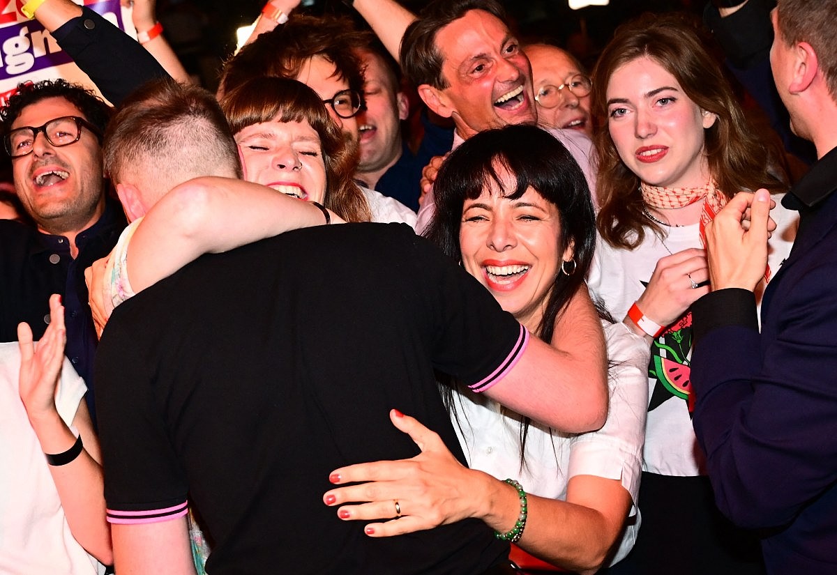 Elif Eralp (Die Linke) bei der Wahlparty der Linken nach der Berlin-Wahl 2026