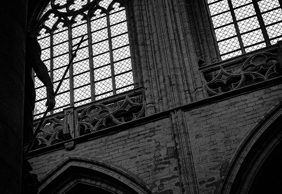 "Es gab eine Zeit, in der ich Tag um Tag in eine Kirche ging": Franz Kafkas "Gespräch mit dem Beter"