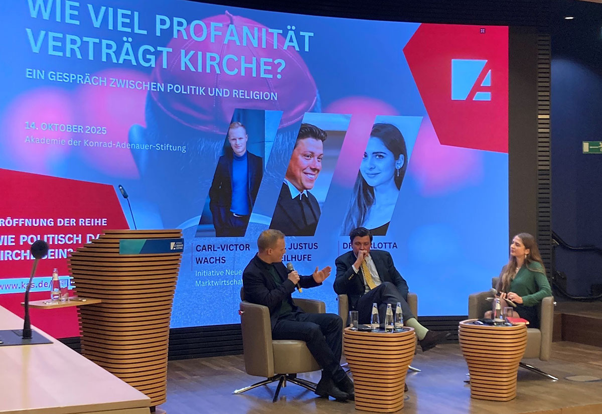 Haltung statt Heiland? In Berlin streiten Justus Geilhufe und Carl-Victor Wachs über Kirche und Politik