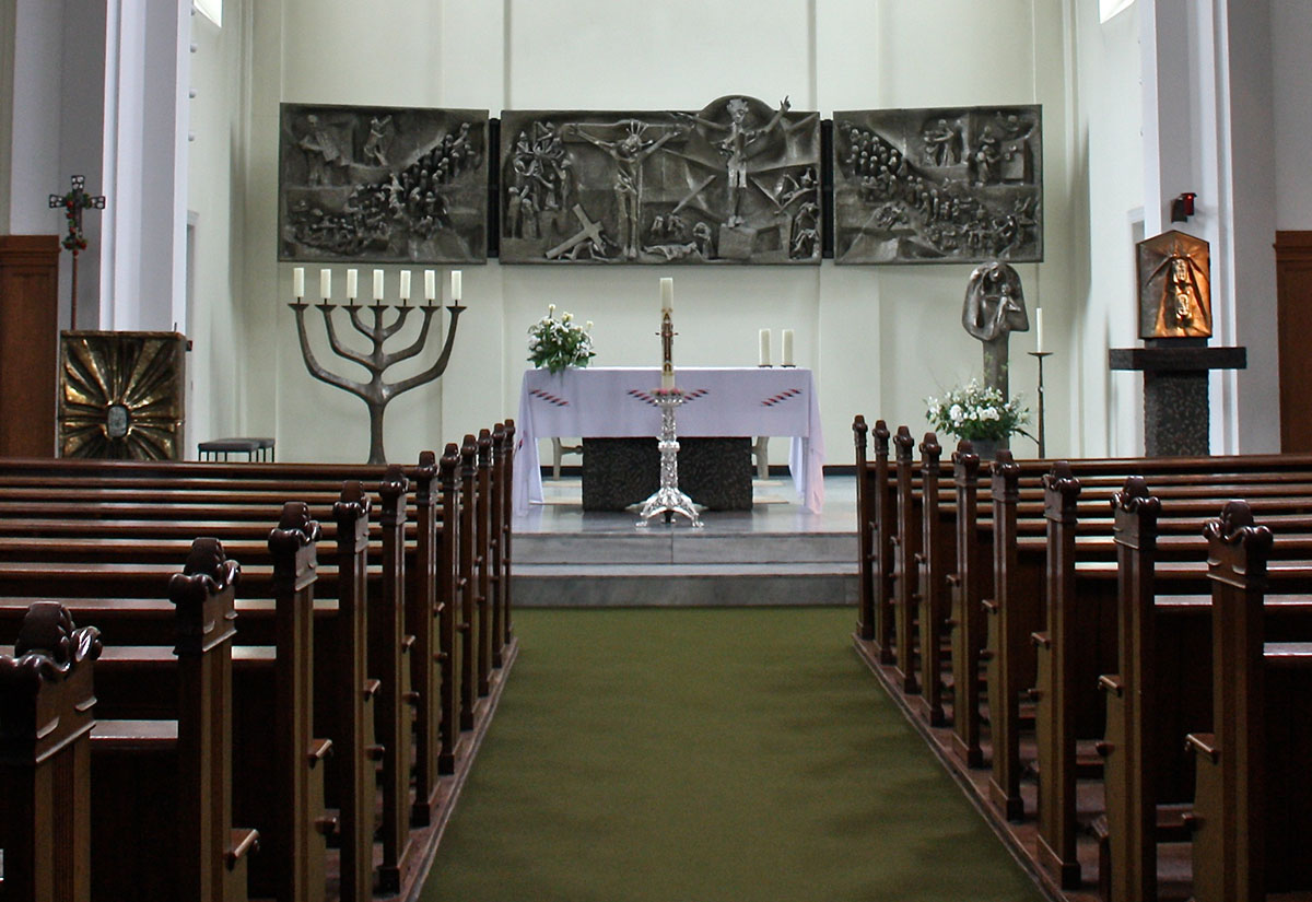 Die schrecklichen Sechziger: Kirchenbauten und Zeitgeschmack