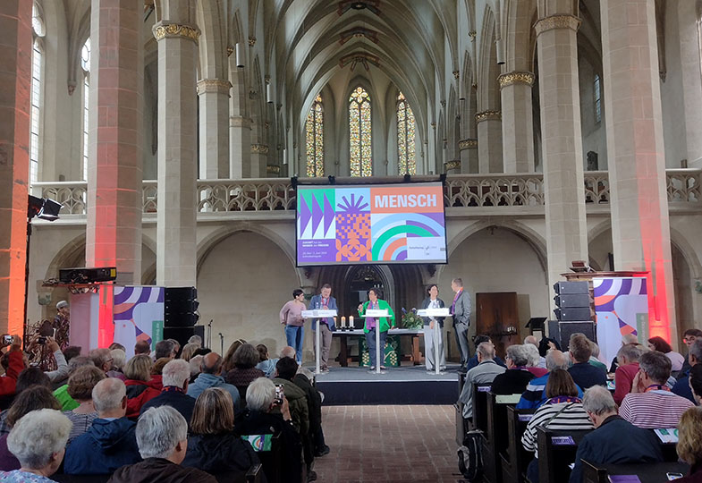 Podium in der Erfurter Predigerkirche