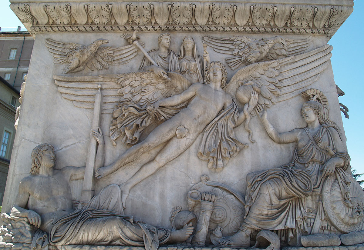 Apotheose des Kaisers Antoninus Pius und seiner Frau Annia Faustina, 106 n.Chr., Vatikanische Museen