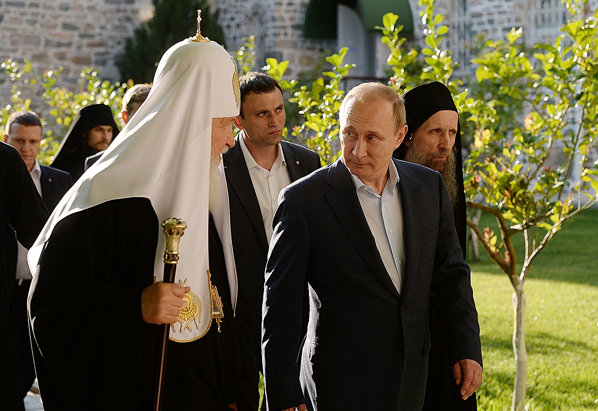 Patriarch Kyrill I. im Gespräch mit Wladimir Putin