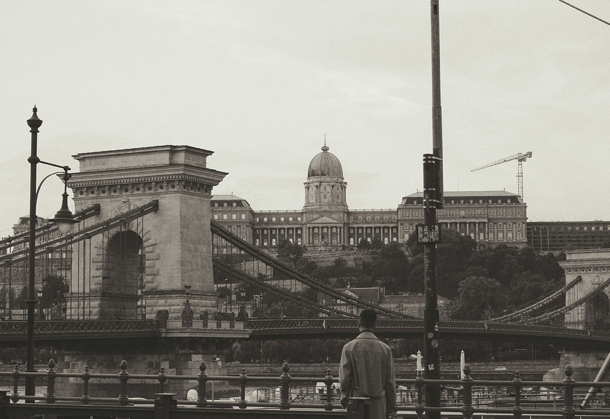 &quot;Glaubst du an Gott?&quot;: Péter Nádas' frühe Abrechnung mit dem Kommunismus