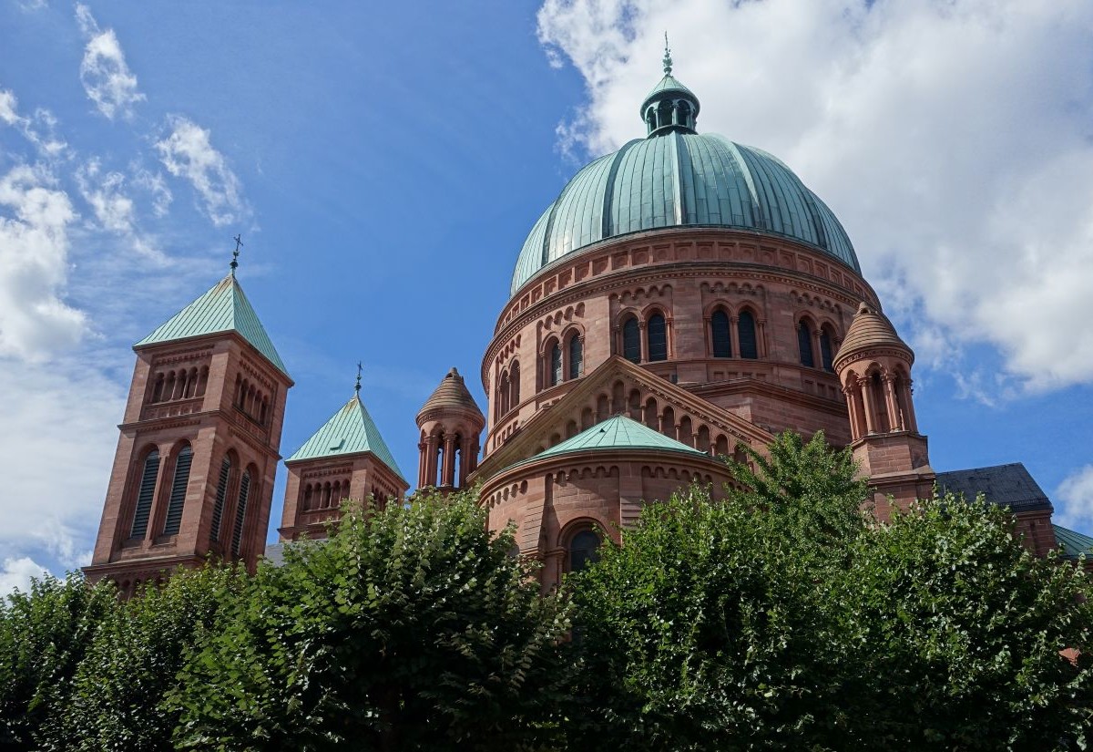 Die Straßburger Kirche Saint-Pierre-le-Jeune
