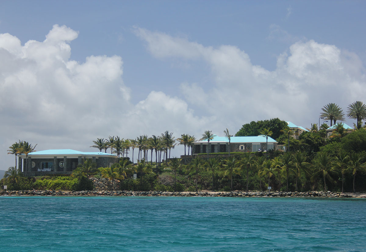 Warum stehen keine Priester in den Epstein Files? Über den Bedeutungsverlust kirchlicher Macht in der Gegenwartspolitik