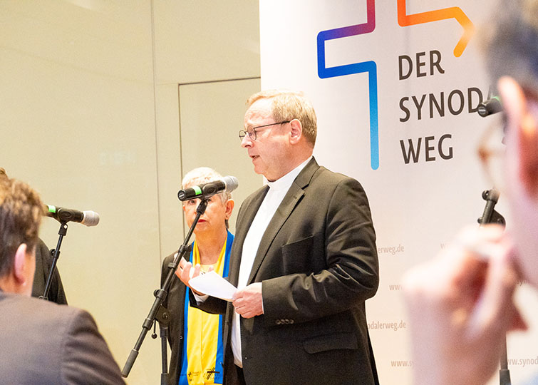 Bischof Georg Bätzing und Irme Stetter-Karp