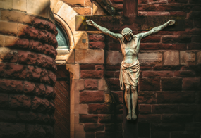Ein Kreuz mit dem Corpus Christi 