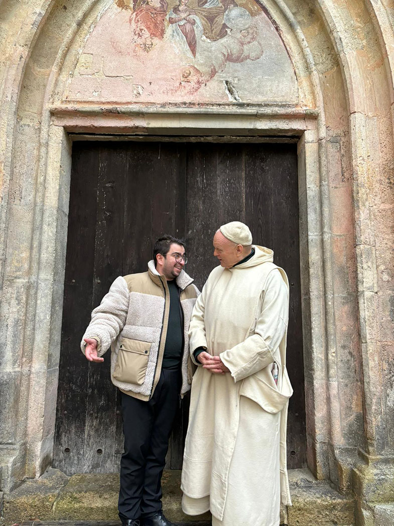 Paul-Henri Campbell mit einem Mönch der Kartause Pleterje