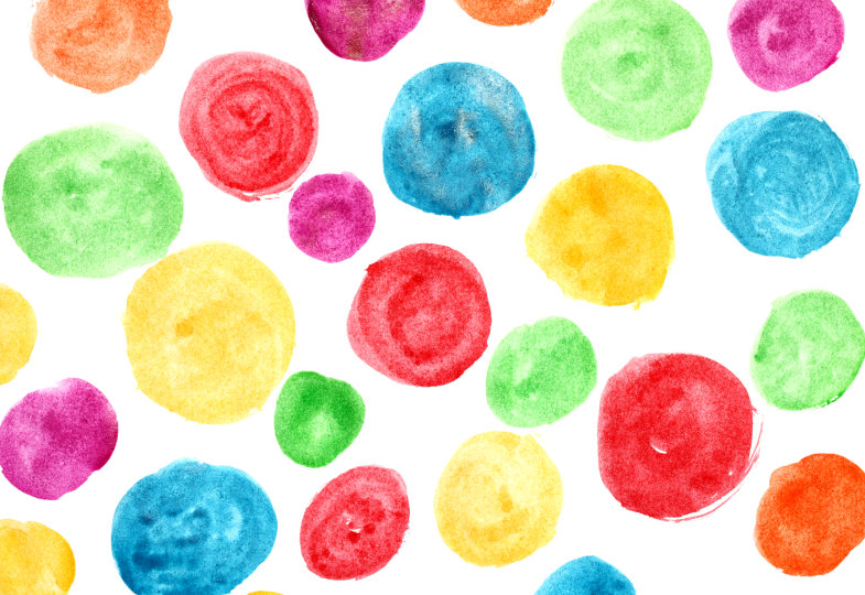 Bunte Kreise auf einem Papier gemalt