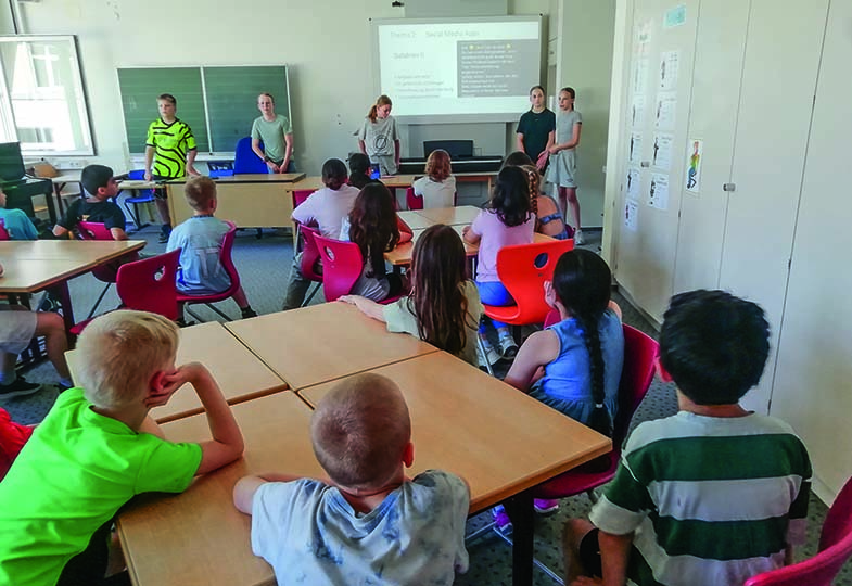 Challenges im Klassenzimmer: Ein Peer-to-Peer-Projekt stärkt Medienkompetenz frühzeitig