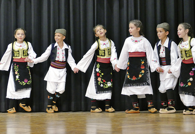 Kinder auf der Bühne