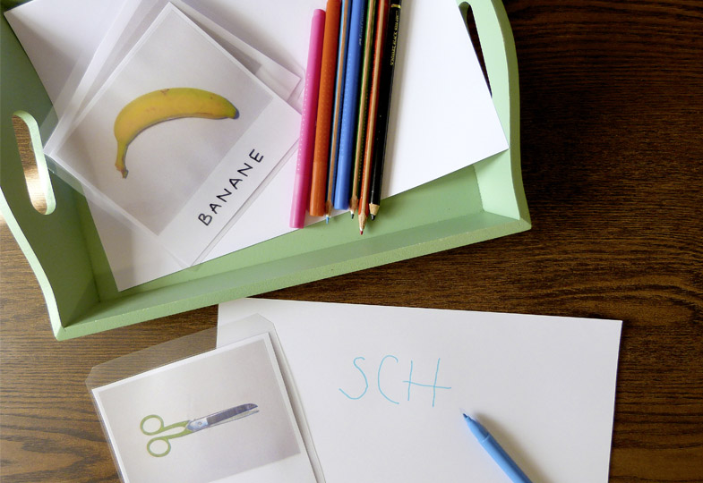 Buntstifte und Papier