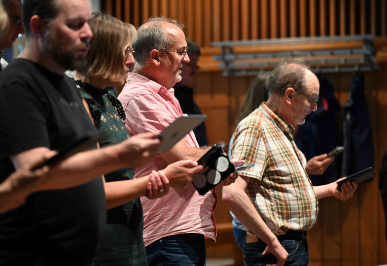 Singen mit Tablet und Smartphone
