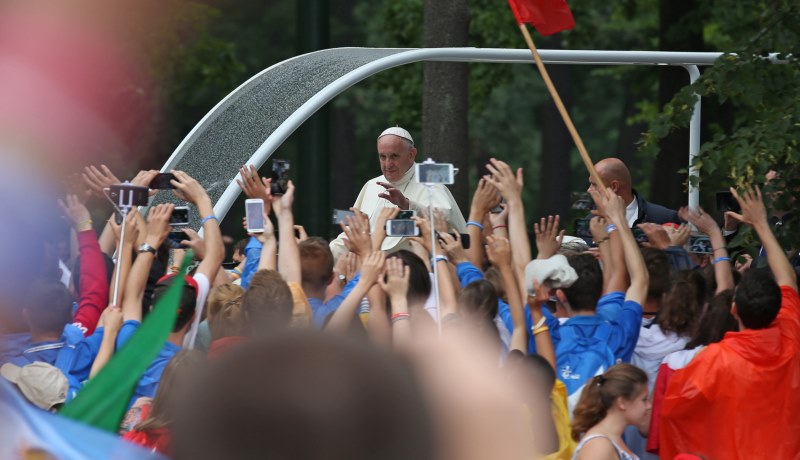 Papst Franziskus - wie ernst nimmt er das Kirchenrecht?