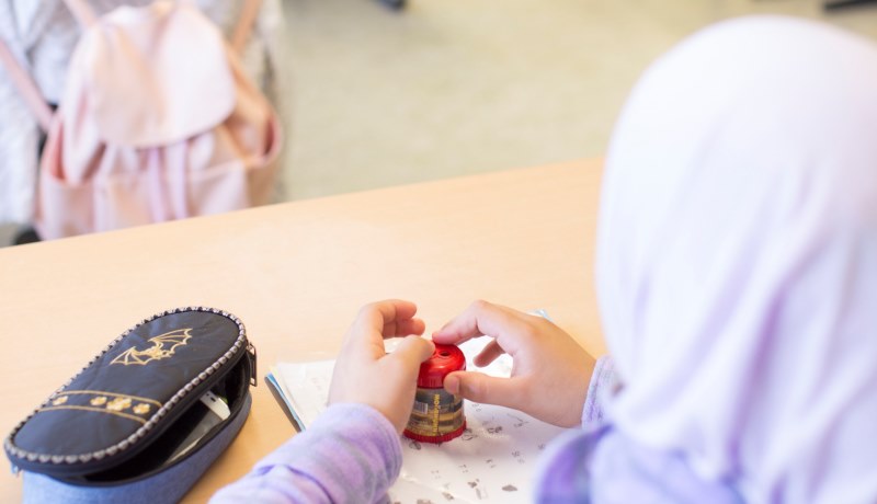 Torah, Koran und Bibel für Kinder: interreligiöses Verständnis durch Literatur