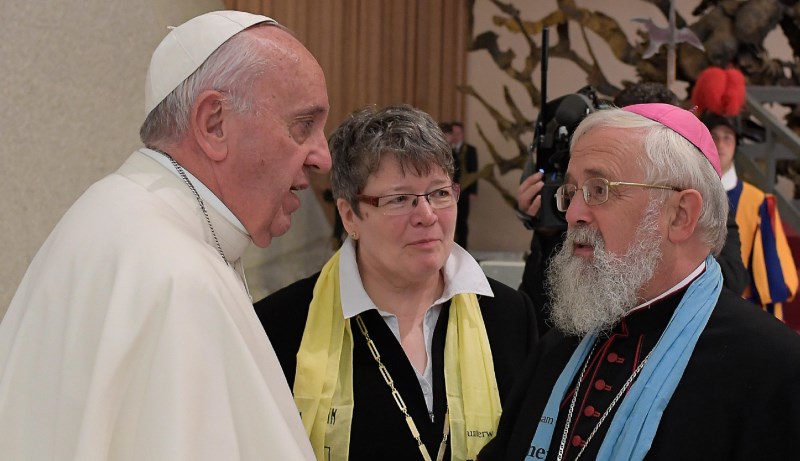 Bischof Feige mit Papst Franziksus