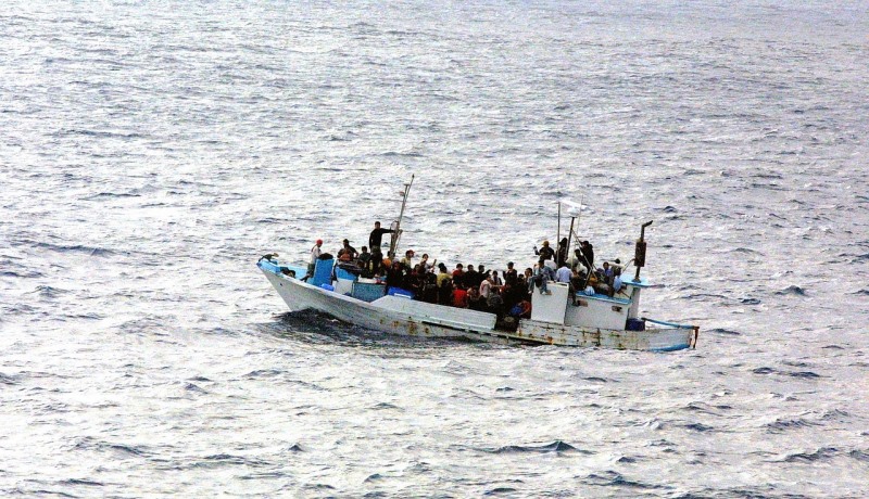 Flüchtlingsboot auf dem Mittelmeer