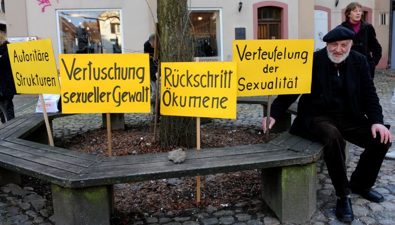 Demonstration gegen Missbrauch in der Kirche