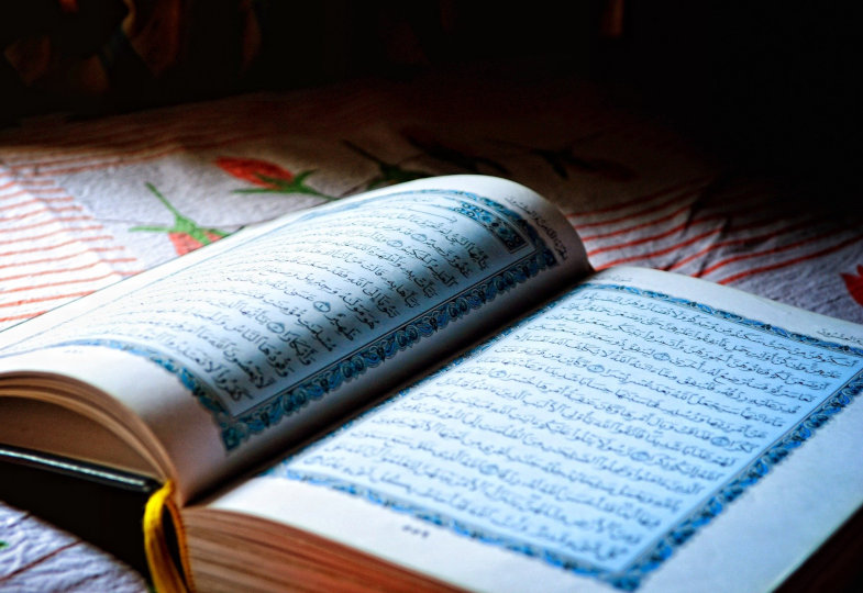 Aufgeschlagener Koran