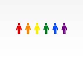 Figuren in Regenbogenfarben