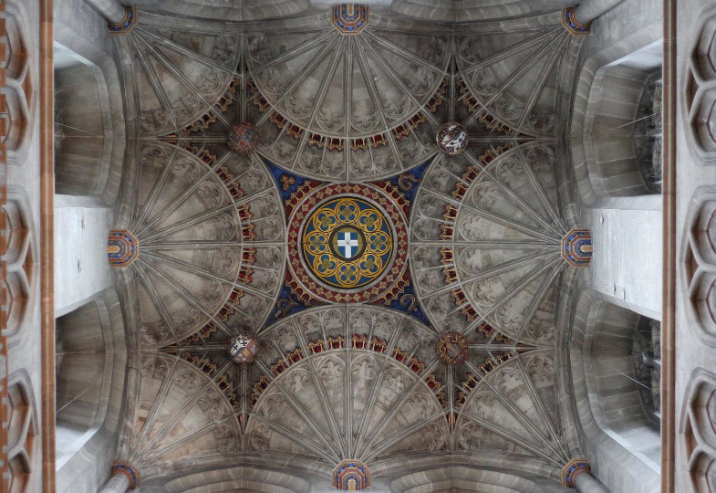 Hauptvierung unter dem Mittelturm der Kathedrale von Canterbury