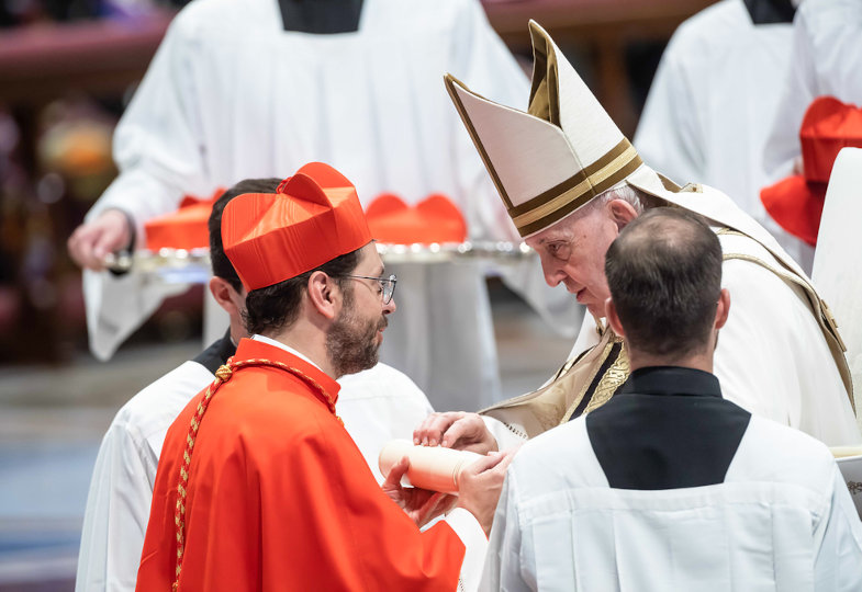 Giorgio Marengo und Papst Franziskus beim Konsistorium