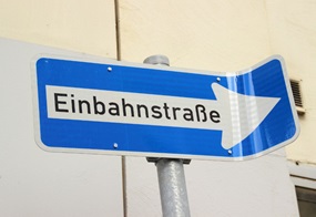 Schild "Einbahnstraße"